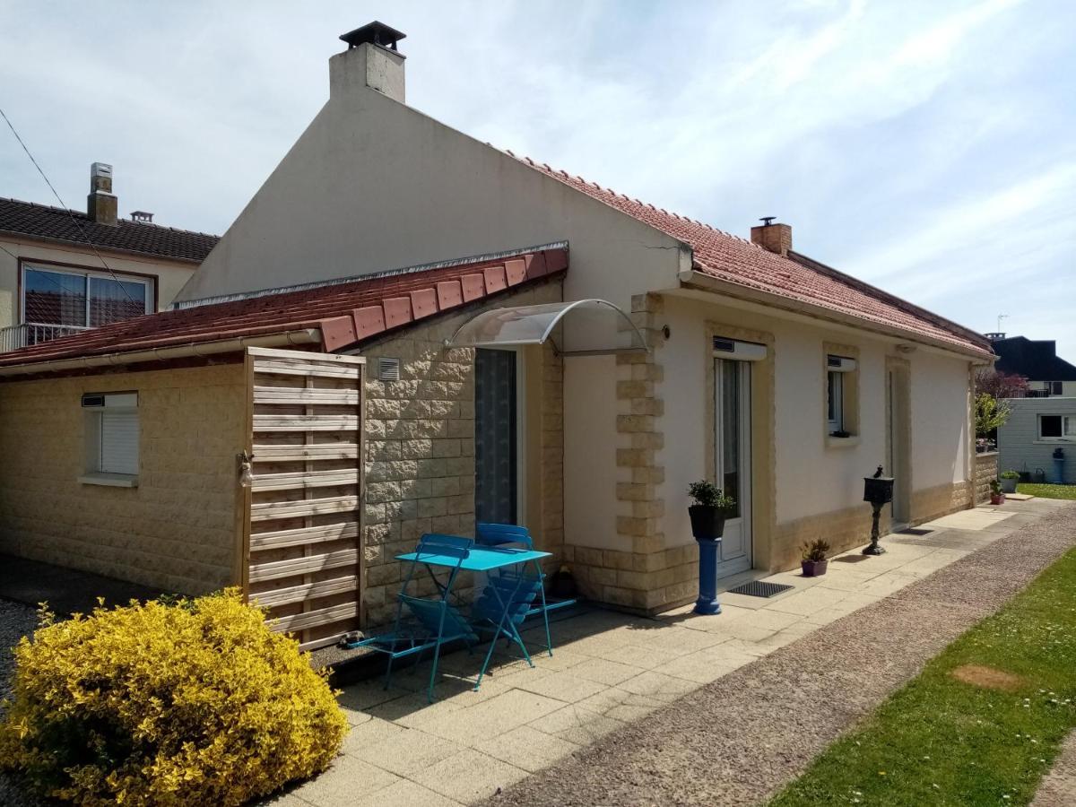 Bed and Breakfast Chez Gigi Merville-Franceville-Plage Exterior foto